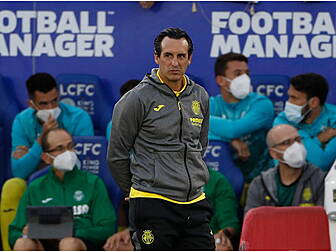 Unai Emery commits to Villarre...